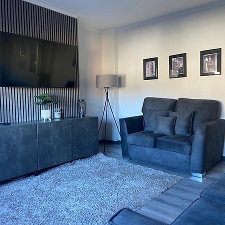 Glasgow Apartment Close To The Airport Renfrew Exterior foto
