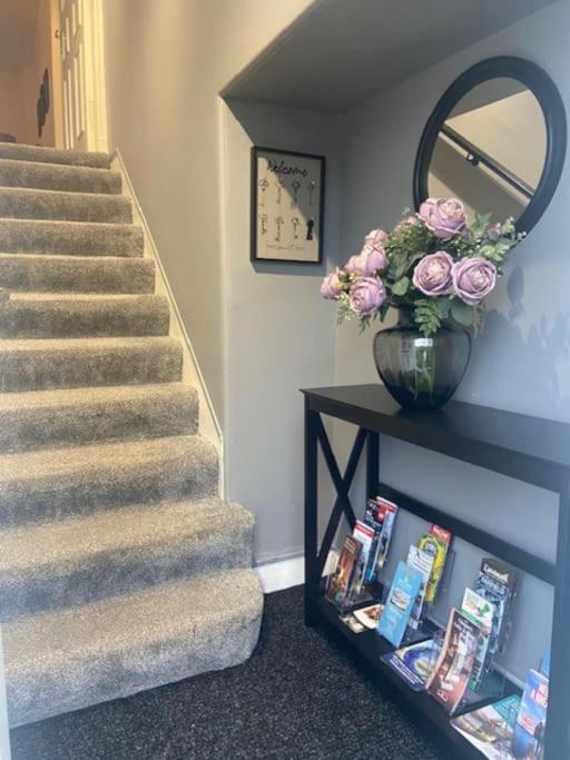 Glasgow Apartment Close To The Airport Renfrew Exterior foto