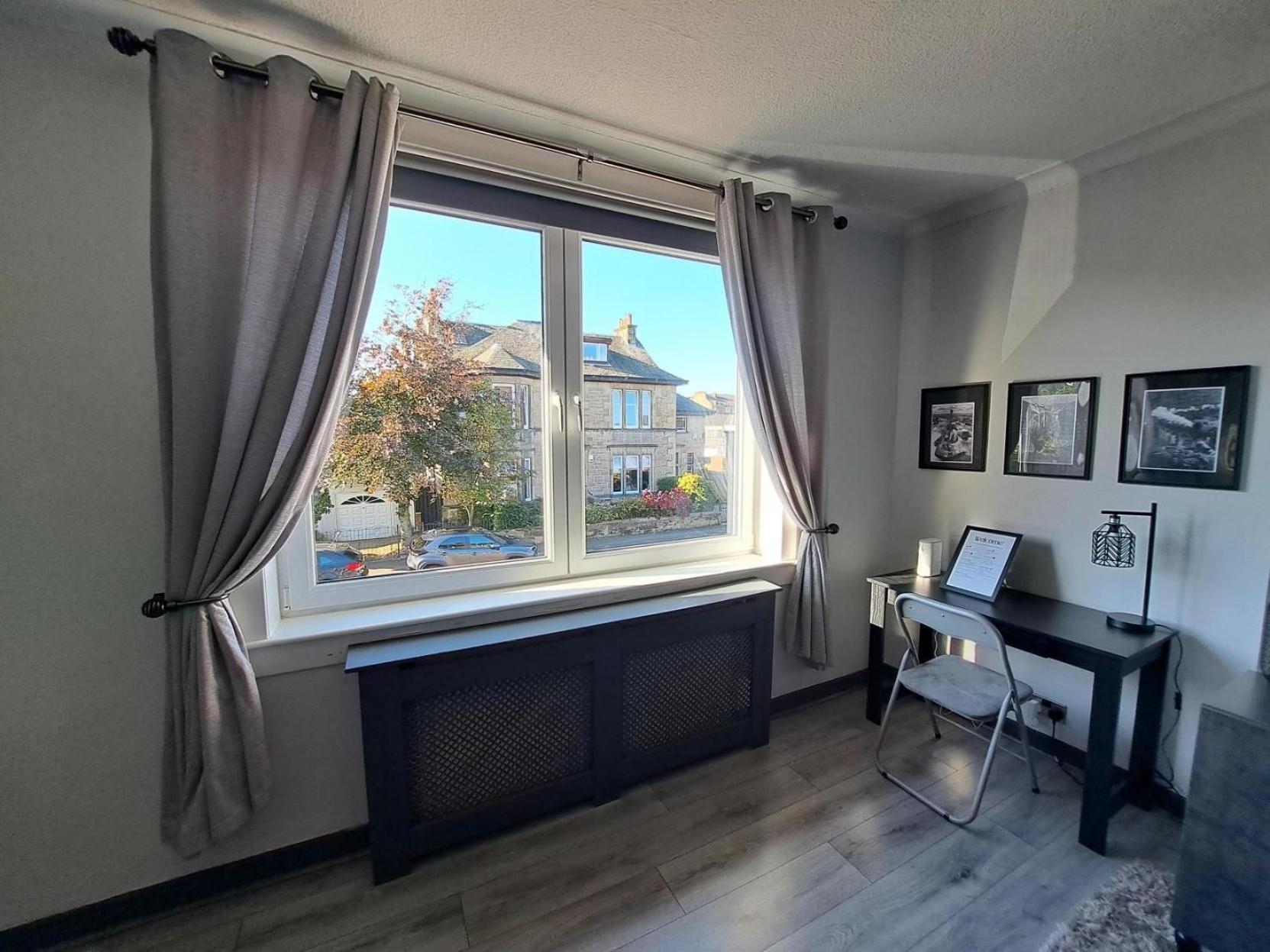 Glasgow Apartment Close To The Airport Renfrew Exterior foto