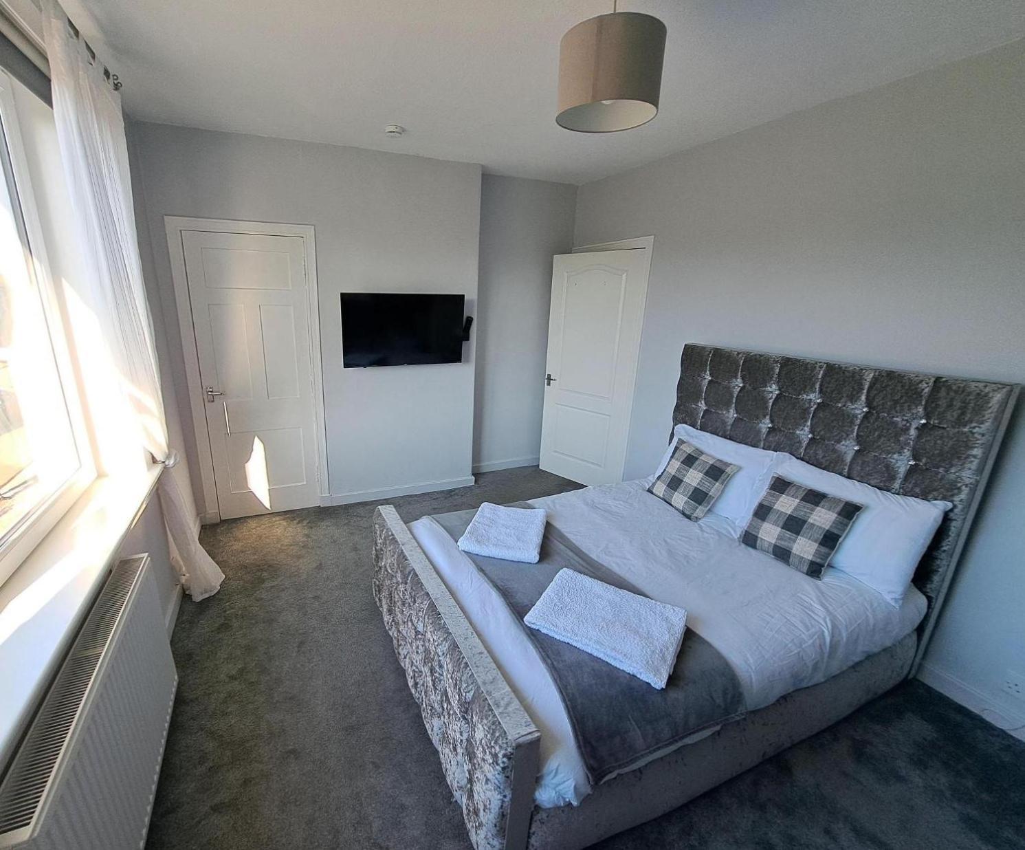 Glasgow Apartment Close To The Airport Renfrew Exterior foto